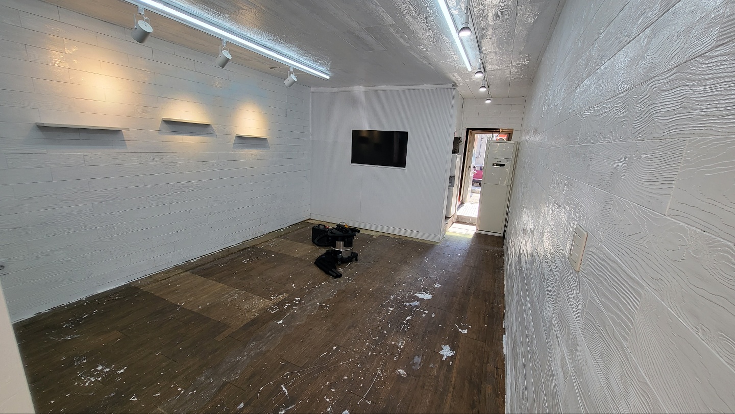 1948697120_pAcG2MoD_b9ee1396b190053100b1acefeaca822135a2e056.jpg 이미지크게보기